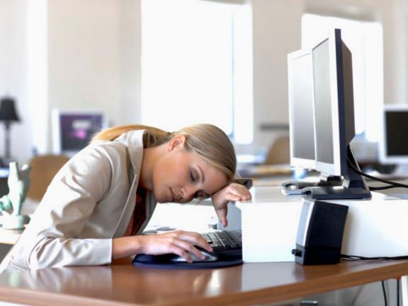 Tired After Lunch? Here's Why Plus 4 Tips To Keep You Going